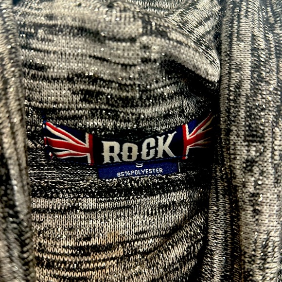 ROCK - Picture 3 of 4